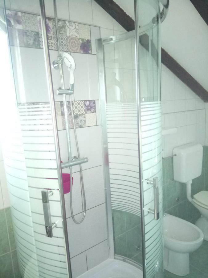 Osoje Holiday Home Jadric מראה חיצוני תמונה